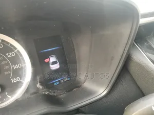 Toyota Corolla LE 2020 White