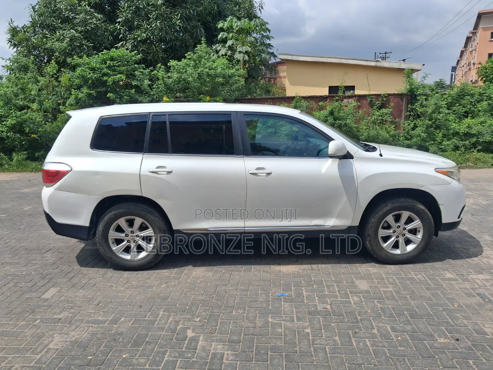 Toyota Highlander Limited 2012 White