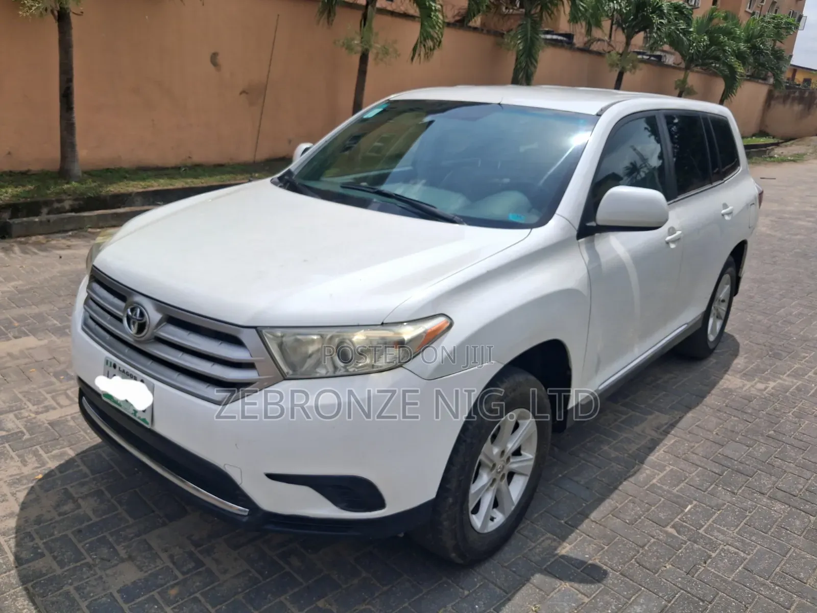 Toyota Highlander Limited 2012 White
