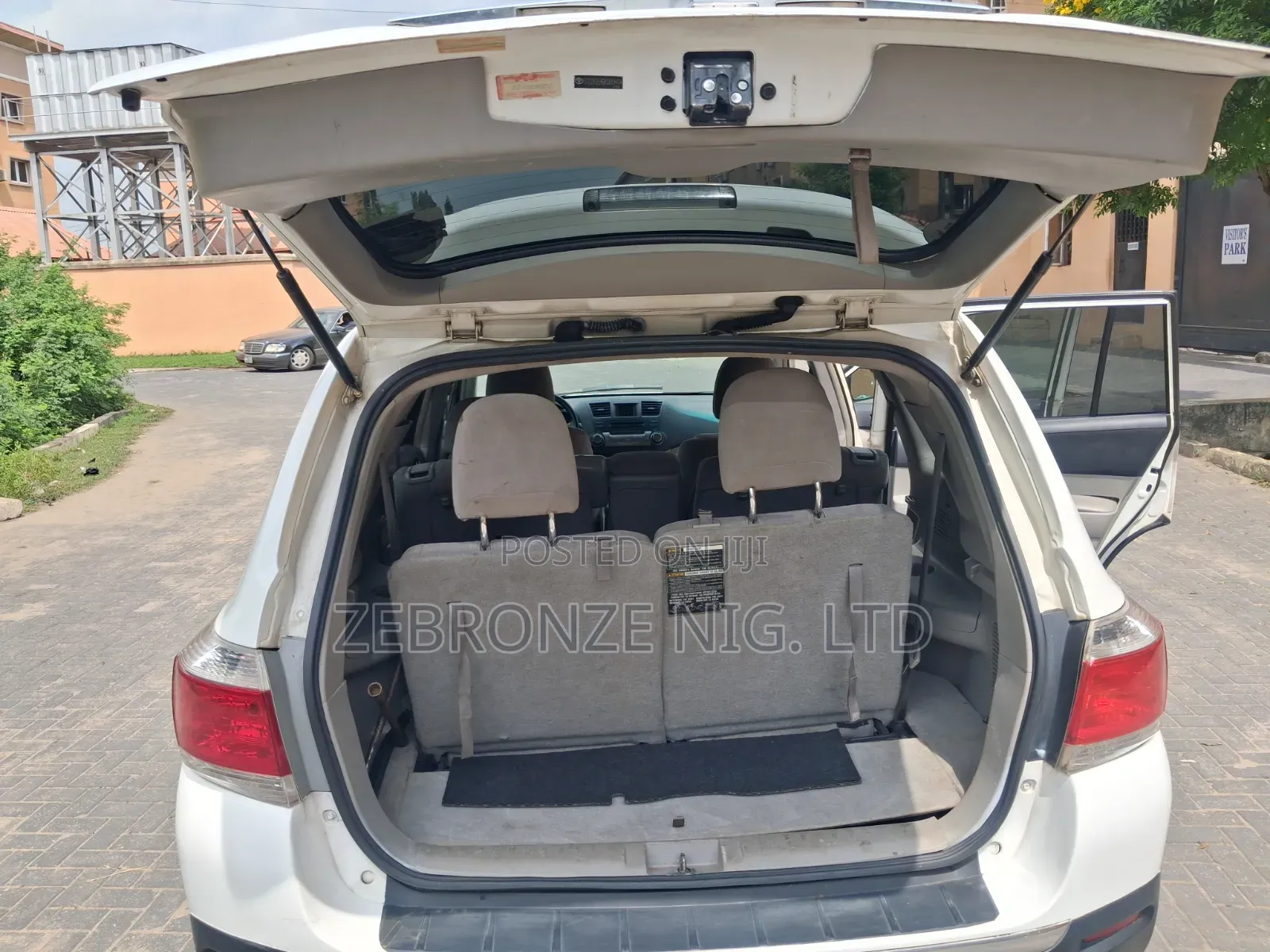 Toyota Highlander Limited 2012 White