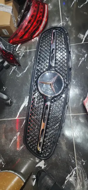 Glc300 2025 Star Front Grill