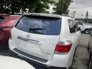 Toyota Highlander 2013 White
