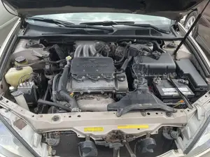Toyota Camry XLE V6 4dr Sedan (3.0L 6cyl 4A) 2003 Gold