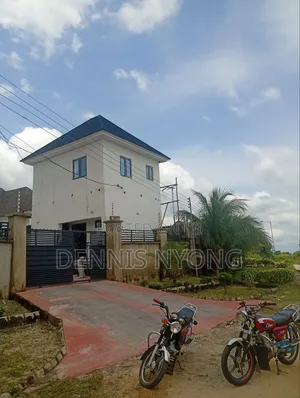 4bdrm Duplex in Summit Hills Esate, Calabar for sale