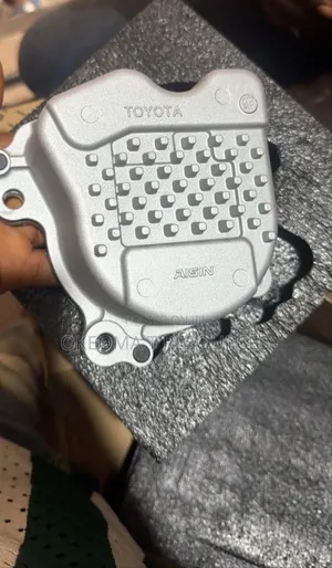 Toyota Camry, Avalon, RAV4 Engine Water Pump for Hybrid.