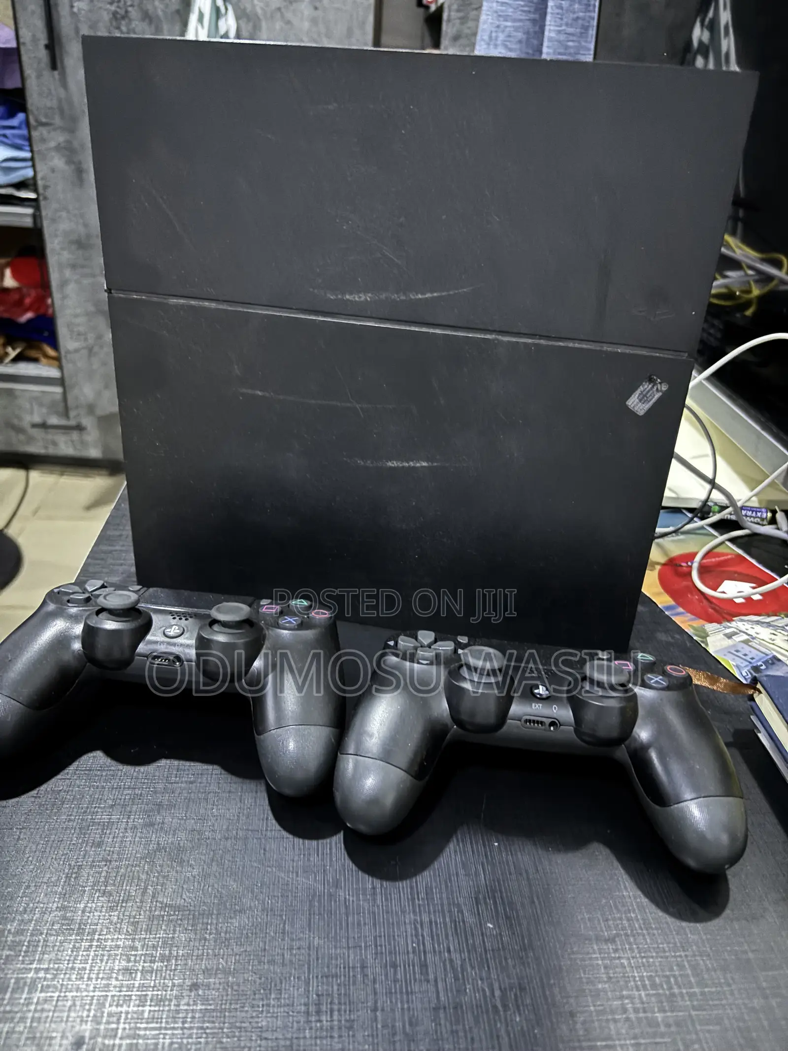 Play Station 4