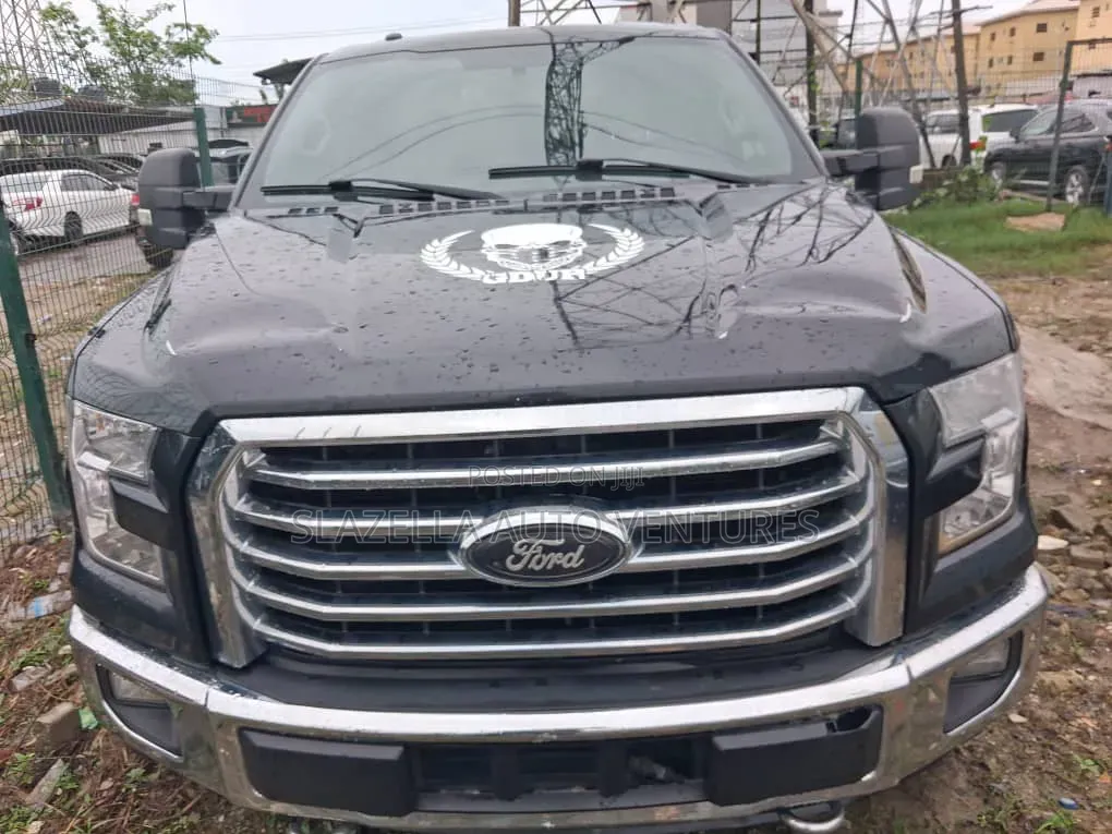 Ford F-150 2016 Black