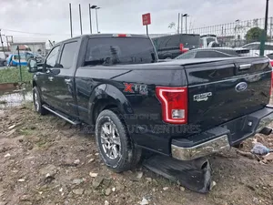 Ford F-150 2016 Black