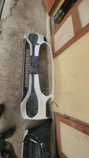 C300 2023 AMG Front Bumper Follow Come