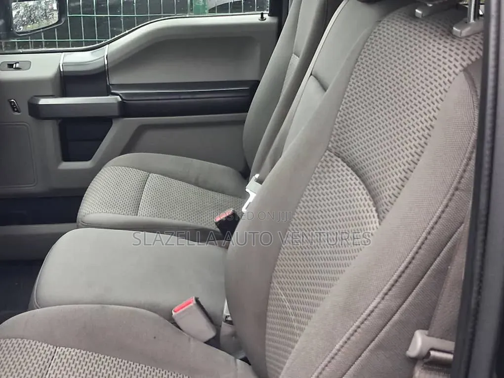 Ford F-150 2016 Black