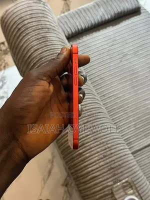 Apple iPhone 12 64 GB Red