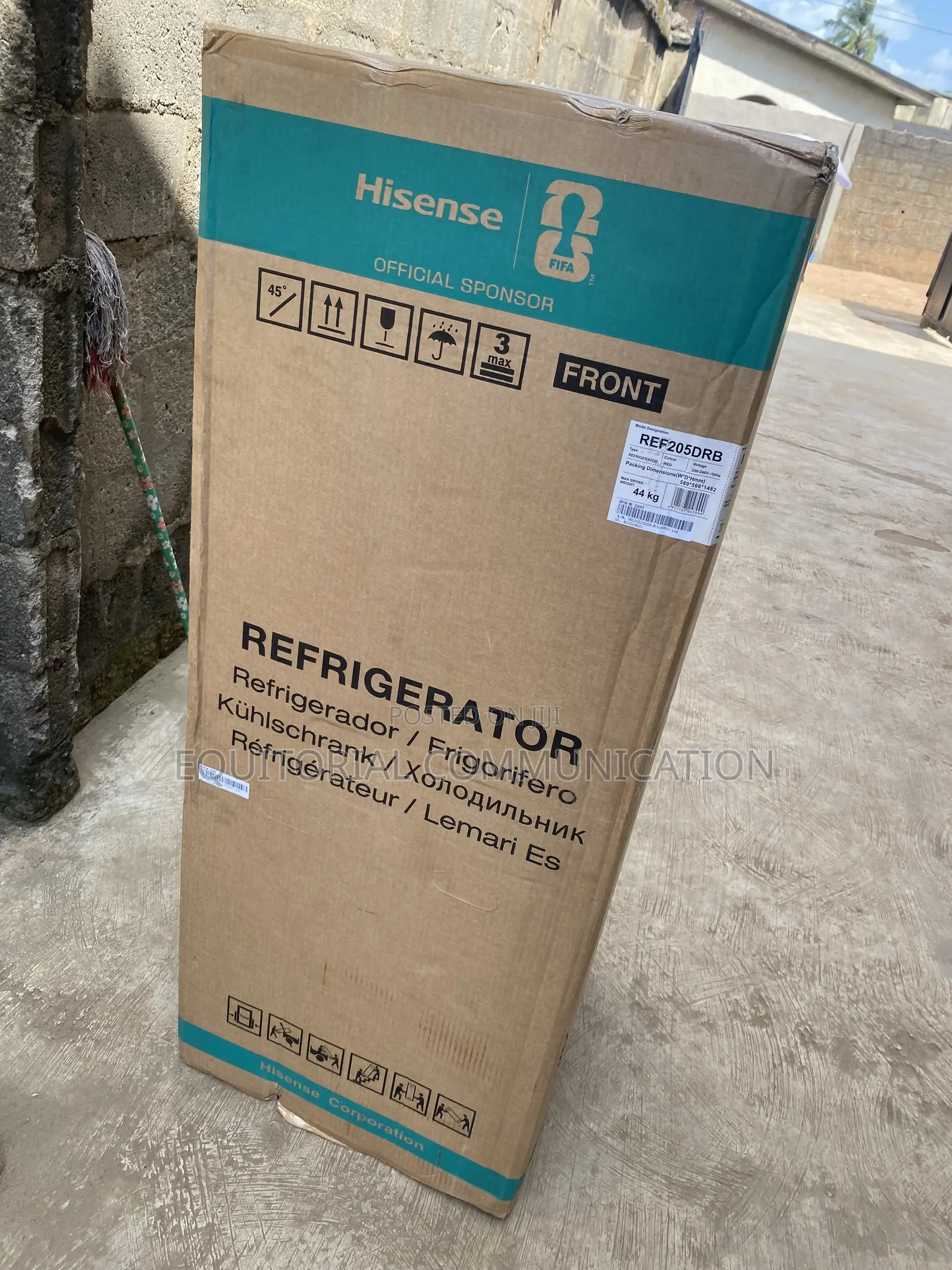 Hisense REF205DRB Refrigerator 204L With Separate Freezer Compartment