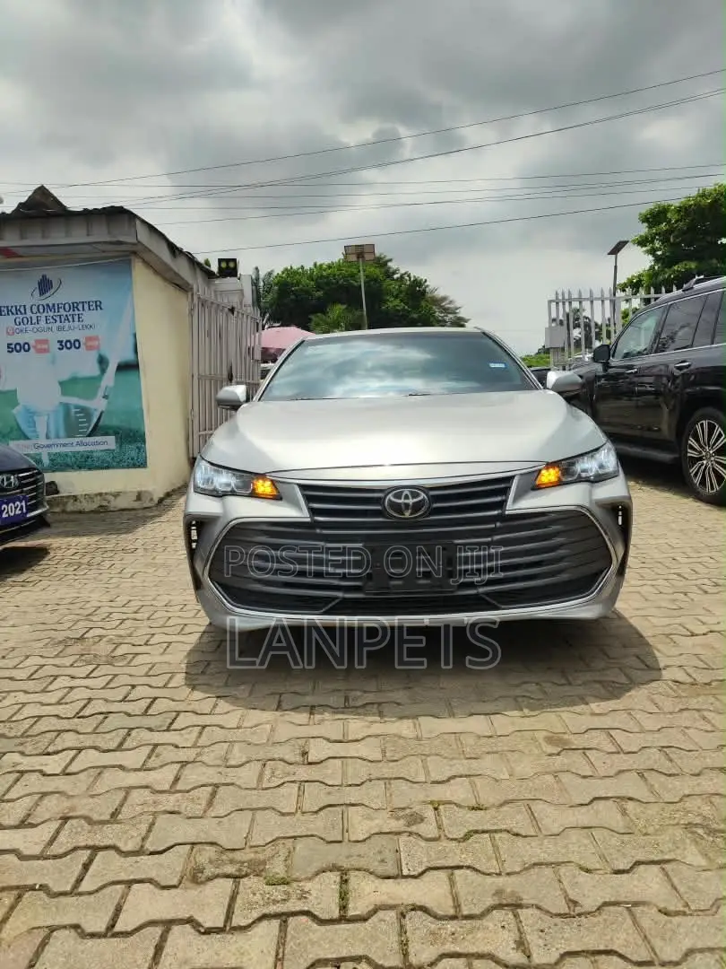 Toyota Avalon 2020