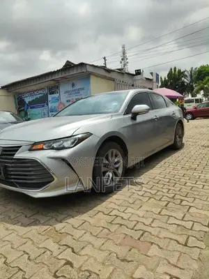 Toyota Avalon 2020