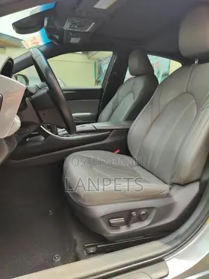 Toyota Avalon 2020