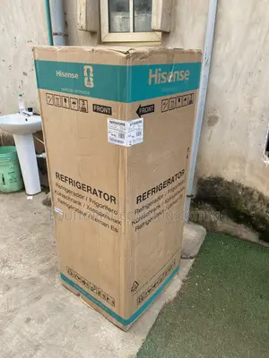Hisense 204L Top Freezer Fridge for Daily Refrigeration Needs