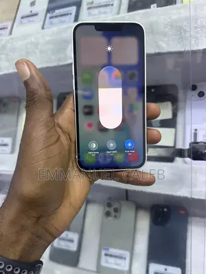 Apple iPhone 13 128 GB White