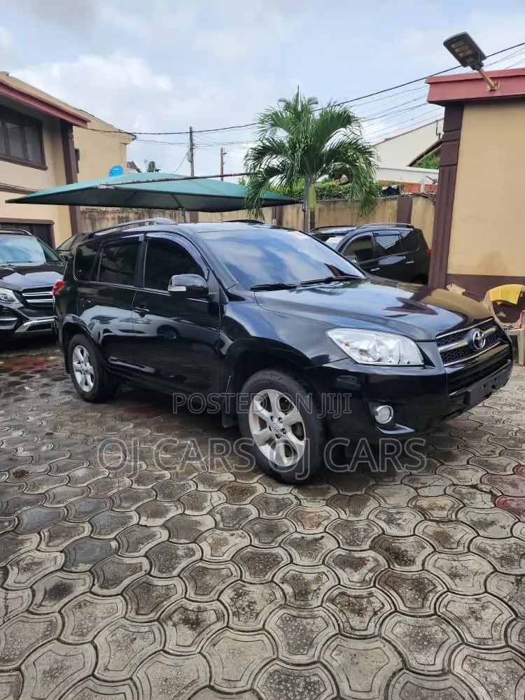 Toyota RAV4 2012 Black