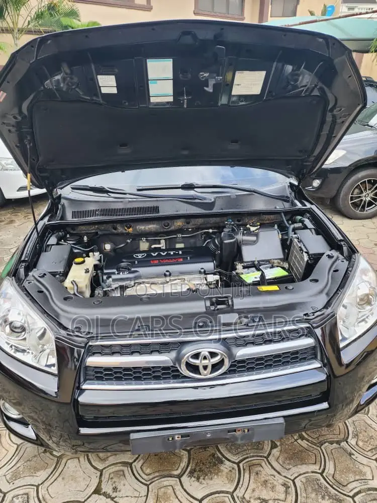 Toyota RAV4 2012 Black