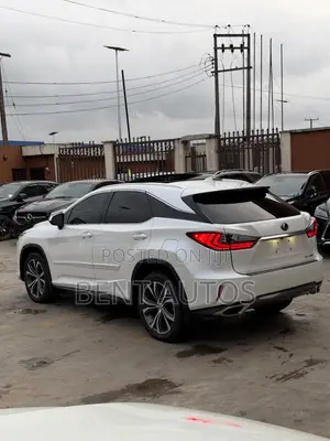 Lexus RX 350 AWD 2017 White