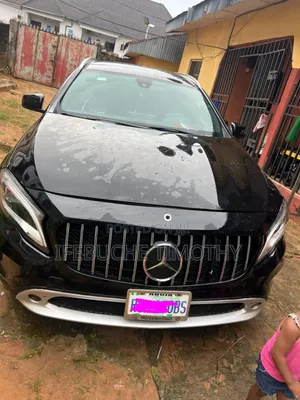 Mercedes-Benz GLA-Class GLA250 4MATIC 4dr SUV AWD (2.0L 4cyl Turbo 7AM)