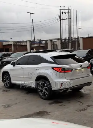 Lexus RX 350 AWD 2017 White