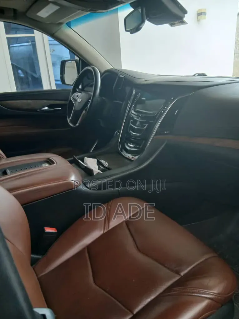 Cadillac Escalade 2016 Black