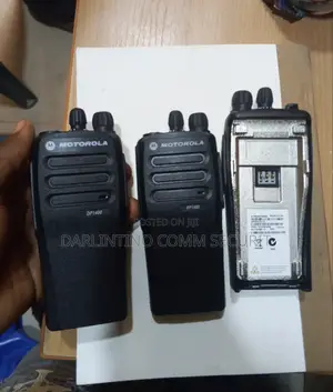 Motorola DP1400 UHF Walkie-Talkie
