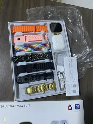 I20 Ultra Smartwatch With Free Earbuds