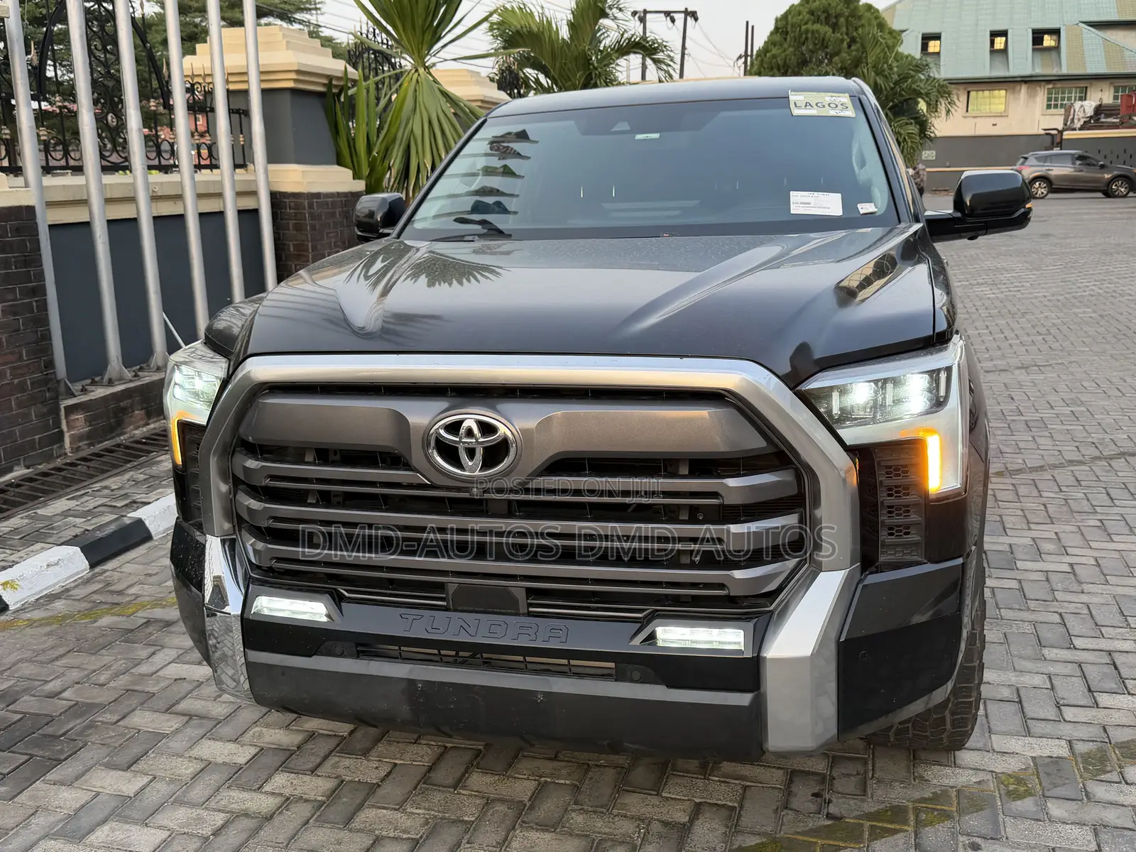 Toyota Tundra Limited 2022 Black