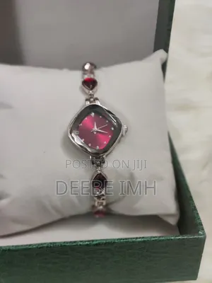 Luxury Wine Red Wristwatch