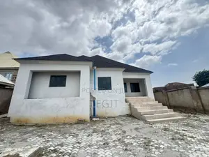 3bdrm Bungalow in Minna for sale