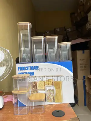 Airtight Acrylic Food Storage Canister Jars With Bamboo Lids