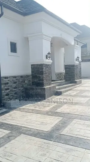 4bdrm Bungalow in Winners Estate., Enugu for rent