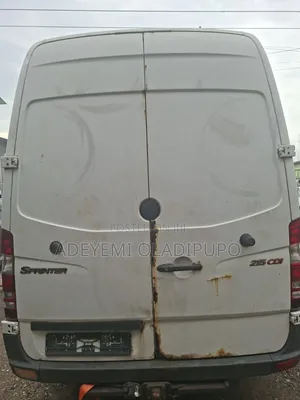 Mercedes-Benz Sprinter 2011 White