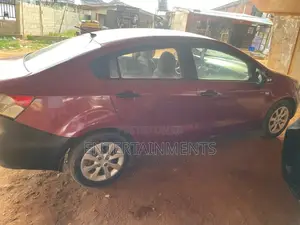 Kia Rio 2012 Red