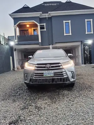 Toyota Highlander Limited 4dr SUV AWD (3.5L 6cyl 6A) 2015 Silver