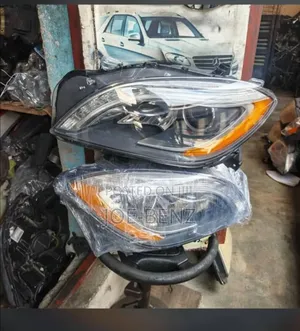 ML350 2013 Headlight Upgrade With a Led Headlight