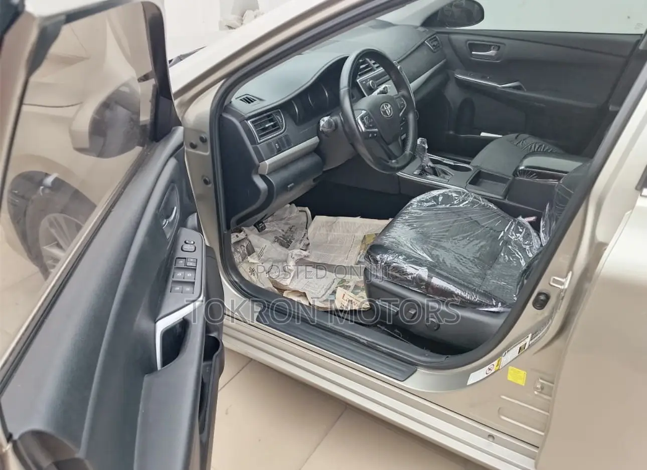 Toyota Camry 2015 Gold