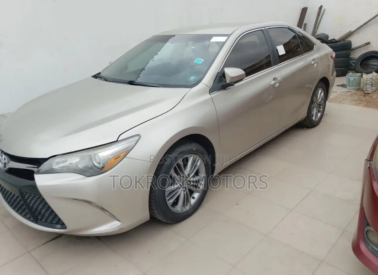 Toyota Camry 2015 Gold