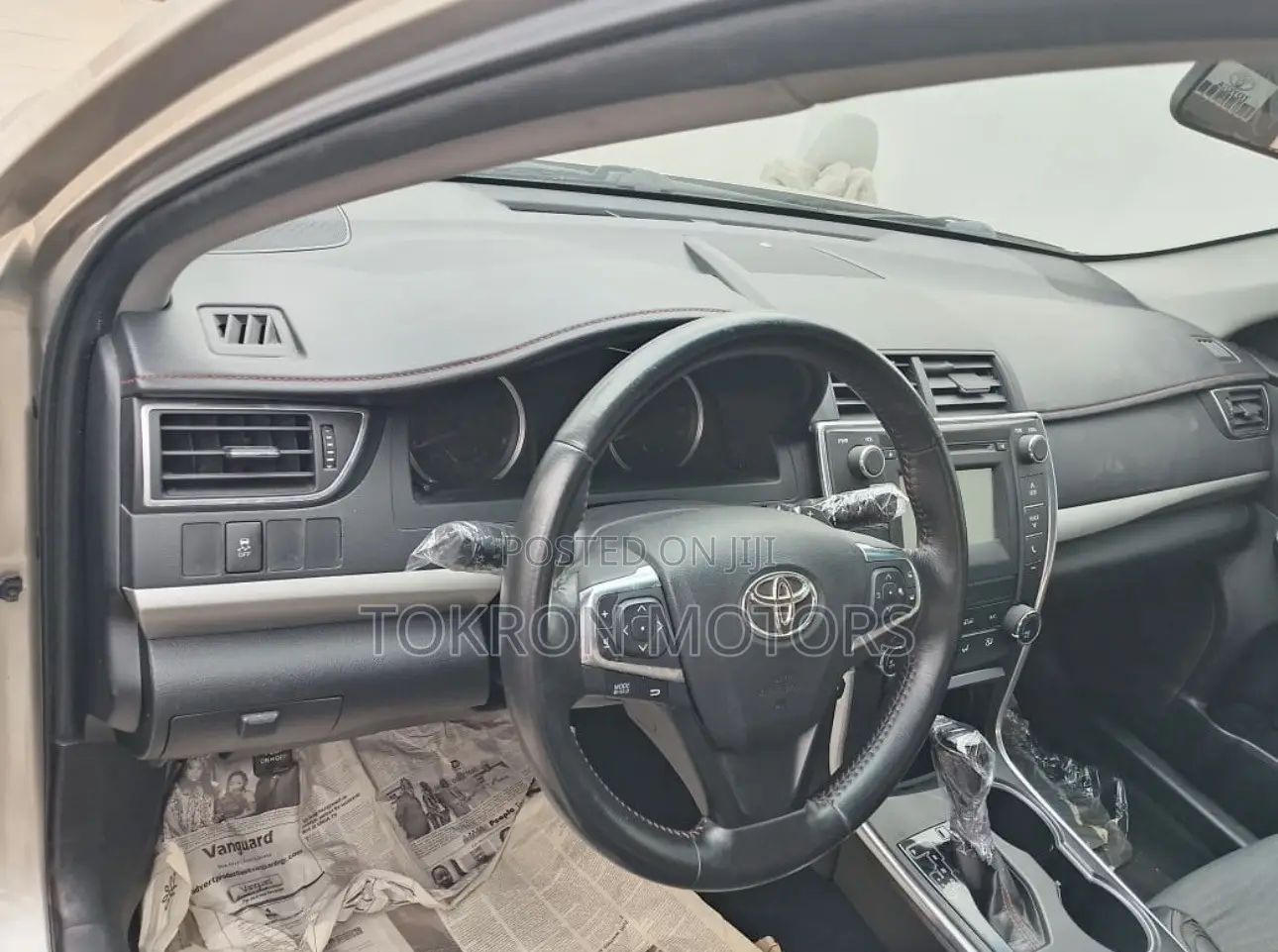 Toyota Camry 2015 Gold