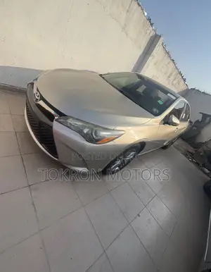 Toyota Camry 2015 Gold