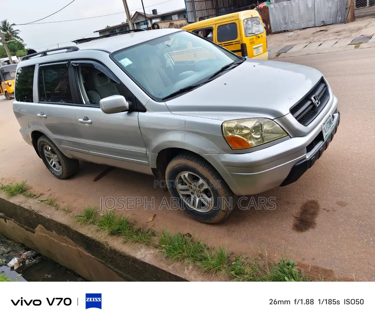 Honda Pilot 2005 Silver