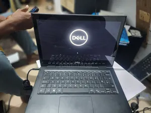 Laptop Dell Latitude 3390 2-in-1 8GB Intel Core i5 SSD 256GB