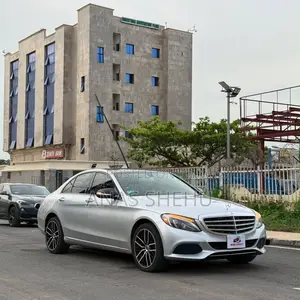 Mercedes-Benz C300 2015 Silver