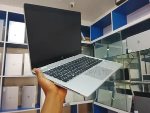 Laptop HP EliteBook 830 G6 16GB Intel Core i7 SSD 256GB