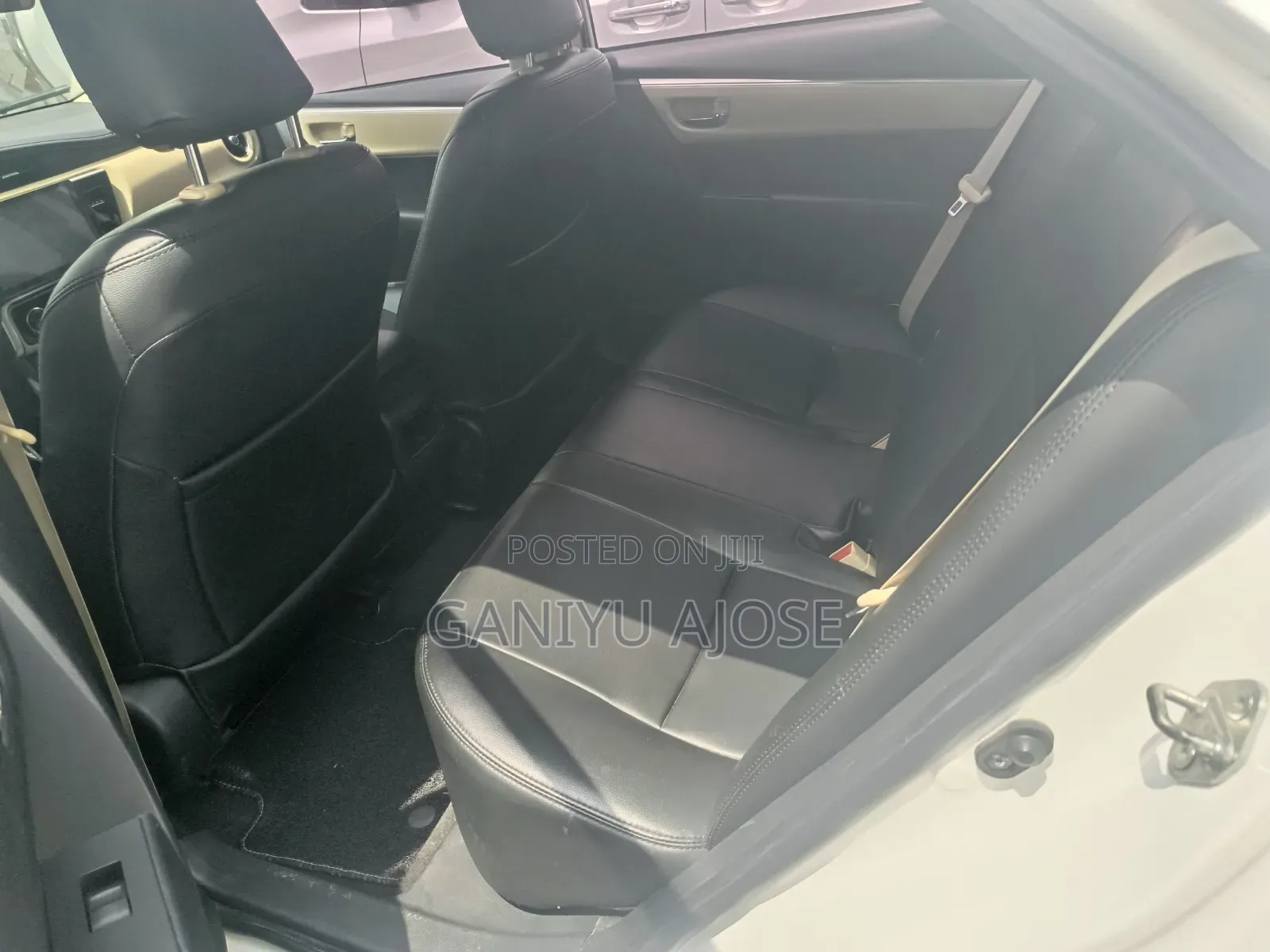 Toyota Corolla 2018 White