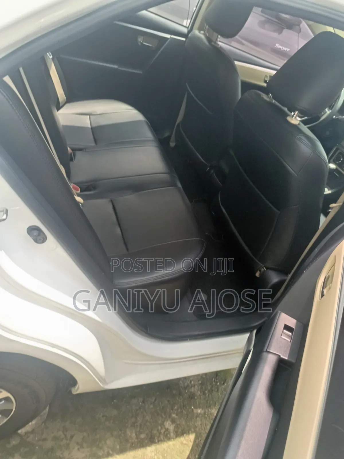 Toyota Corolla 2018 White