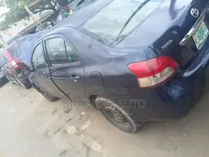 Toyota Yaris 2007 Blue