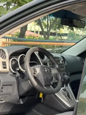 Toyota Matrix 2011 Gray